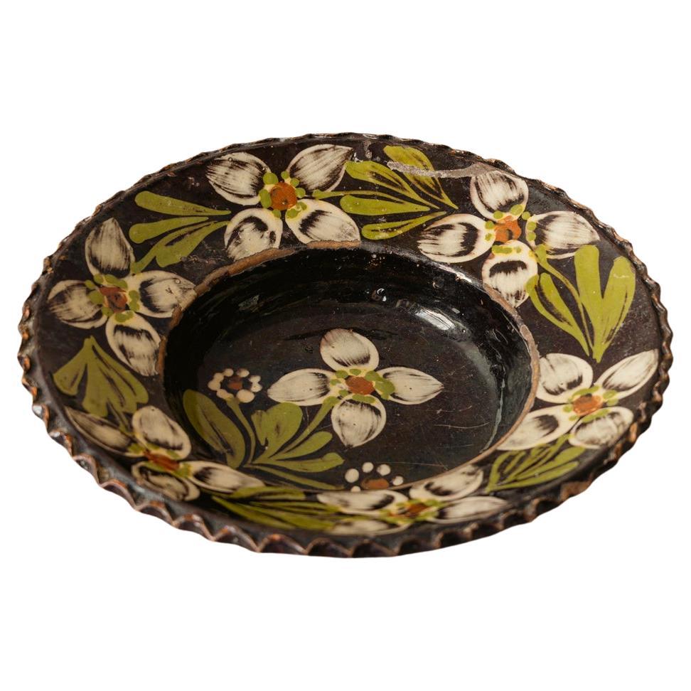 Transylvanian Folk Plate with Hand-Painted Floral Design, Early 20th Century