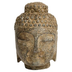 Statue de table vintage en pierre sculptée à tête de bouddha
