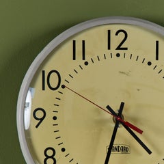Reloj eléctrico estándar para colegio - 6, hacia la década de 1970