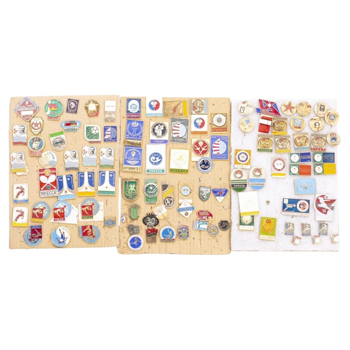 Sports collections - Collection of pins, emblems and badges - 100