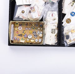 Sport-Sammlungen – Sammlung von Ansteckern, Emblemen und Abzeichen – 450