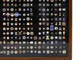 Sports collections - Collection of pins, emblems and badges England - 325