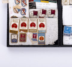 Sports collections - Collection of pins, emblems and badges - 350