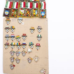 Oggetti da collezione sportivi - Collezione di spille, emblemi e distintivi - 800