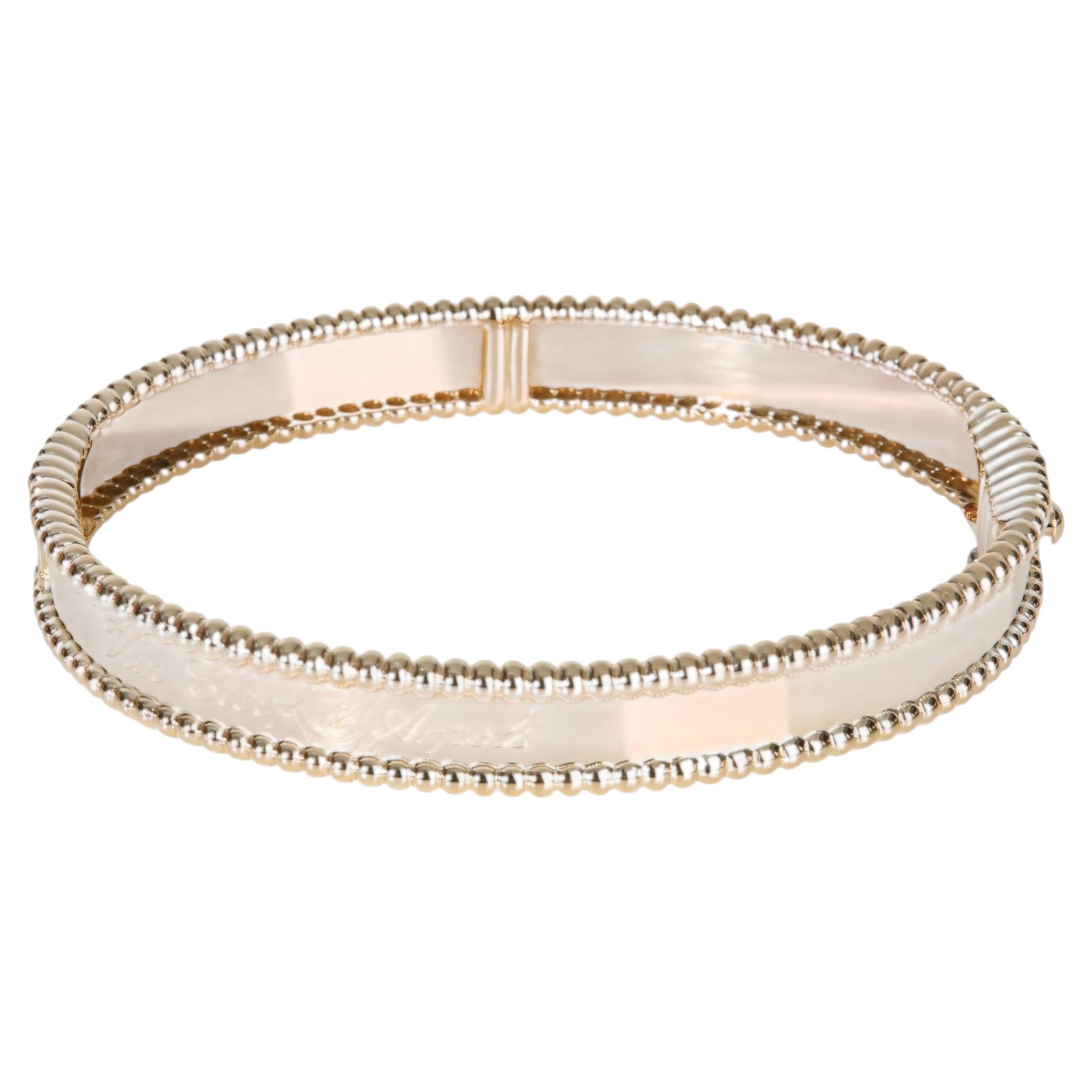 Van Cleef & Arpels Yellow Gold  Perlee Signature Bracelet in vendita