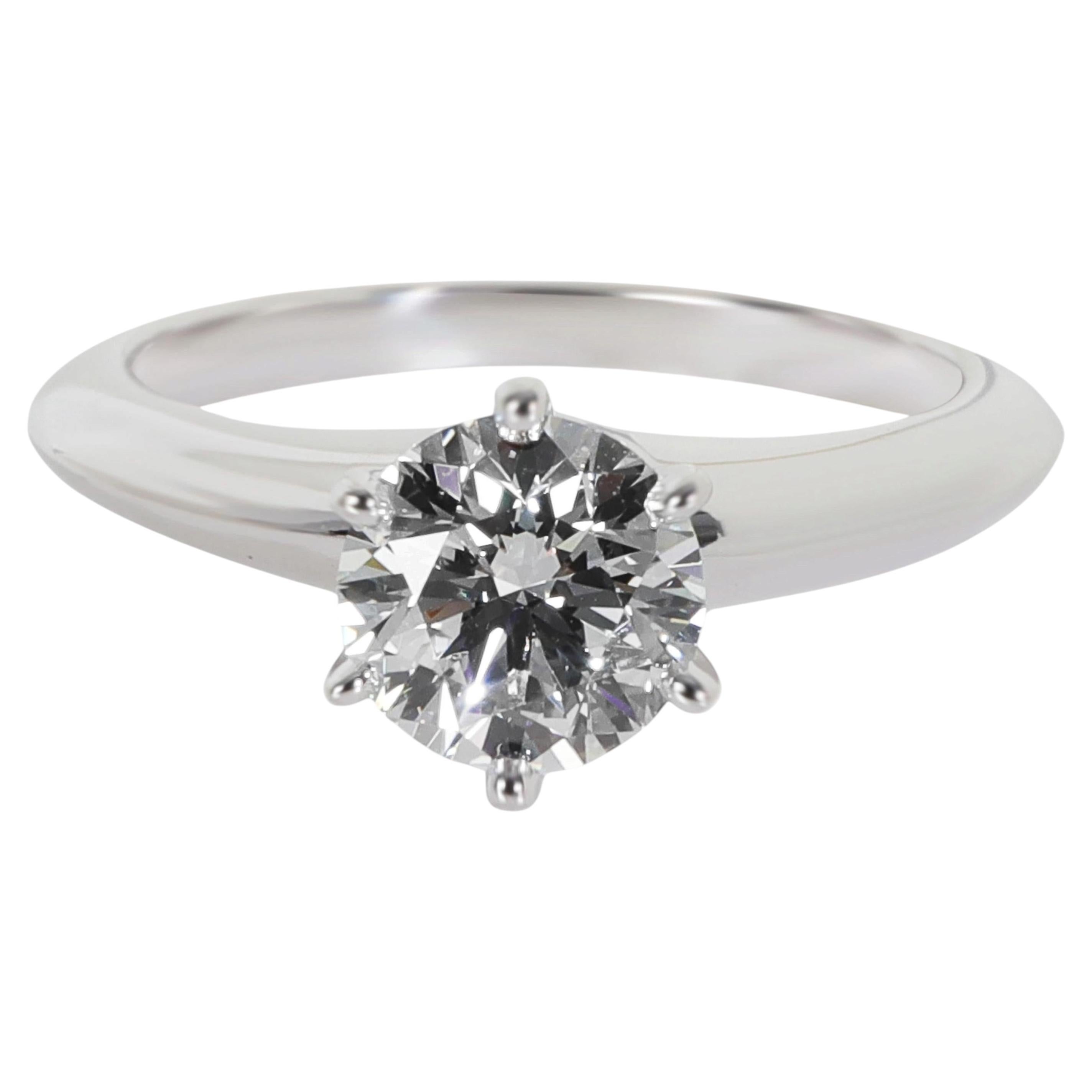 Tiffany & Co. 0.88 ct Round Brilliant Diamond Engagement Ring For Sale
