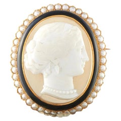 Spilla antica in oro giallo 18 carati con cammeo in pietra dura e perla MF01-082426