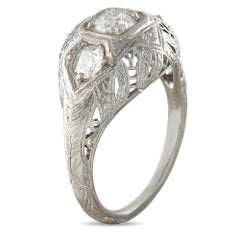 Antiker Platinring mit drei Diamanten (0,73 Karat) MF06-071726