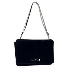 Ende der 1990er Jahre Gucci by Tom Ford Schwarze Samt-Silberkette Mini-Schultertasche