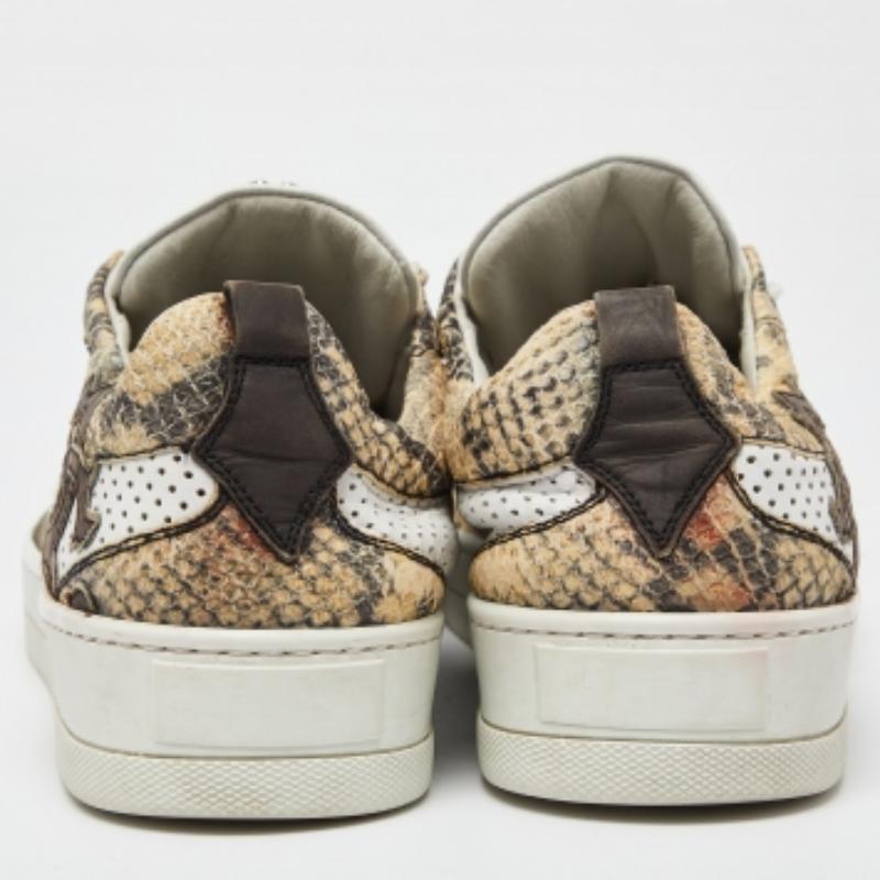 Roberto Cavalli Perforierte Python geprägte Leder Low Top Sneakers Größe 40 im Angebot 2