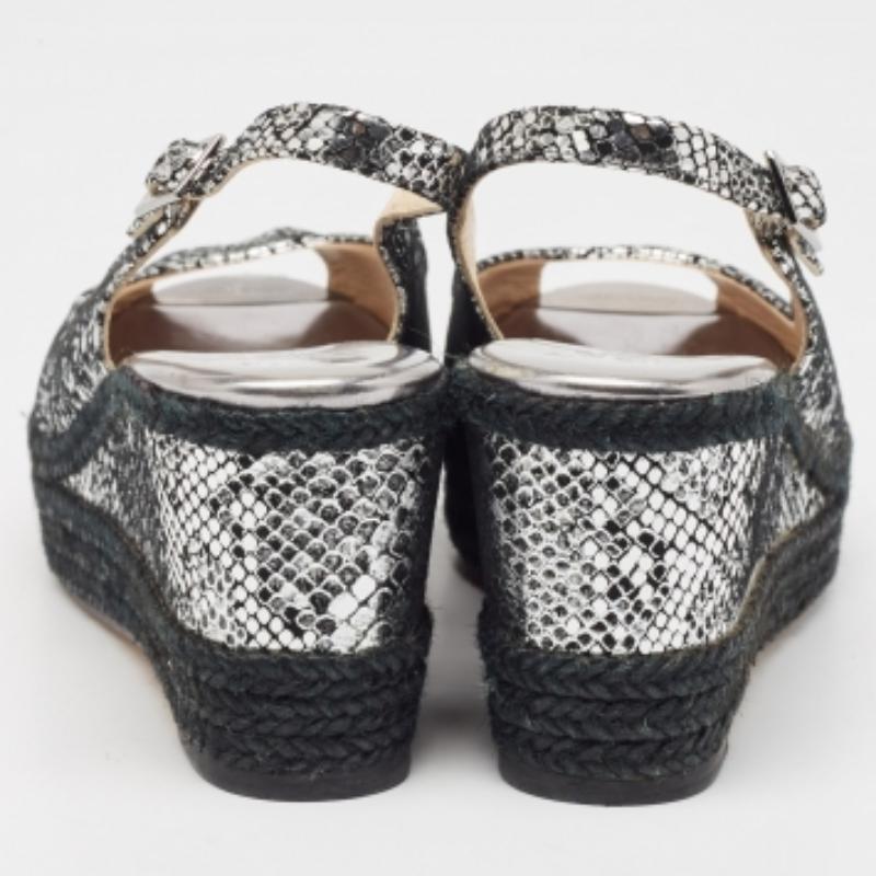 Women's Jimmy Choo Silver Snake Embossed Leather Wedge Sandals Size 40 For Sale