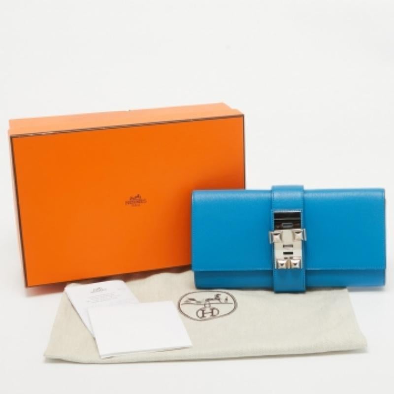 Clutch Hermès Bleu Zanzibar Chevre Mysore in pelle Medor 23 In condizioni ottime in vendita a Dubai, Al Qouz 2