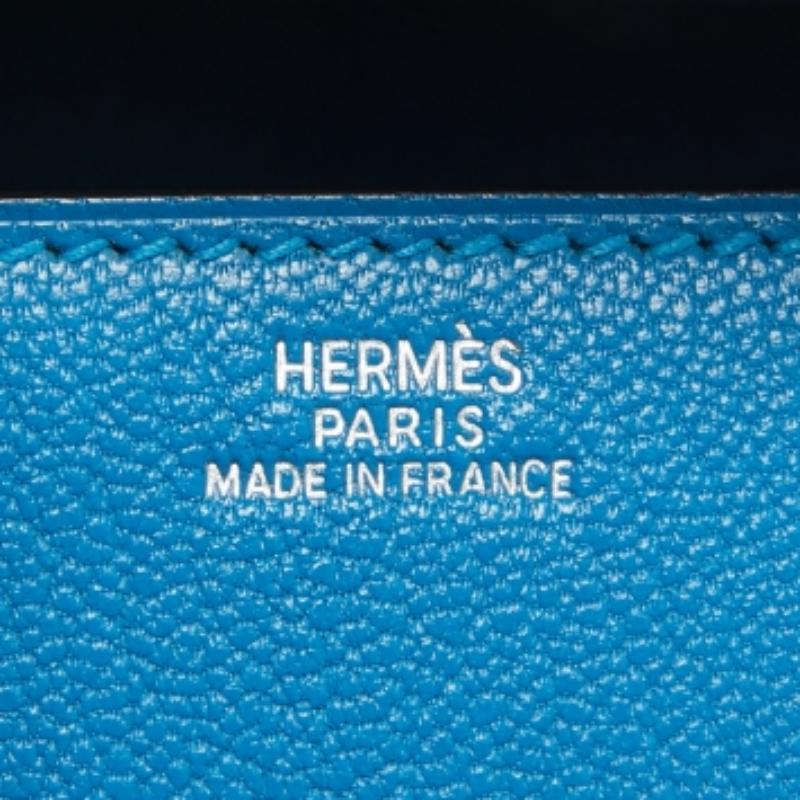 Clutch Hermès Bleu Zanzibar Chevre Mysore in pelle Medor 23 in vendita 1