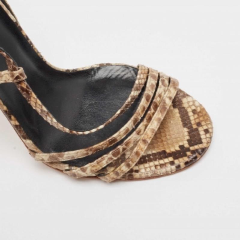 Sandales à talon en python marron/beige de Gucci Taille 39 en vente 2