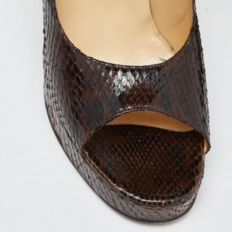 Dolce & Gabbana Chaussures à talon bloc en python marron Taille 38 en vente 1