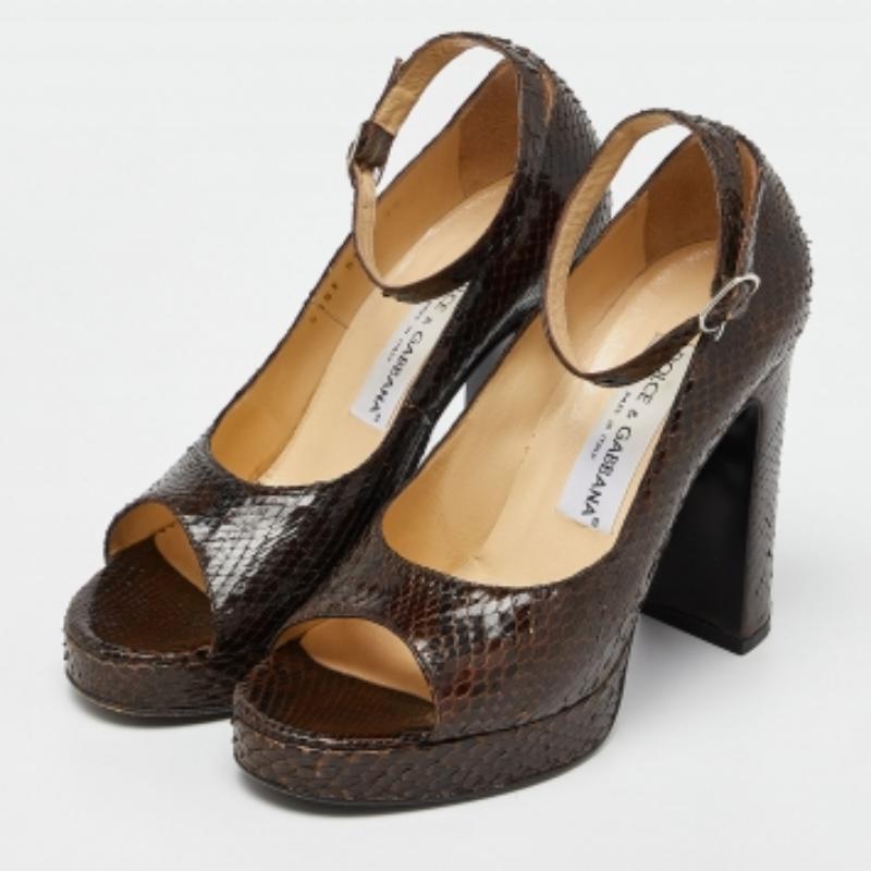 Dolce & Gabbana Chaussures à talon bloc en python marron Taille 38 en vente 3