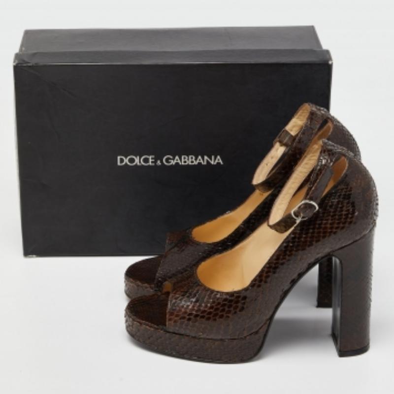 Dolce & Gabbana Chaussures à talon bloc en python marron Taille 38 en vente 4
