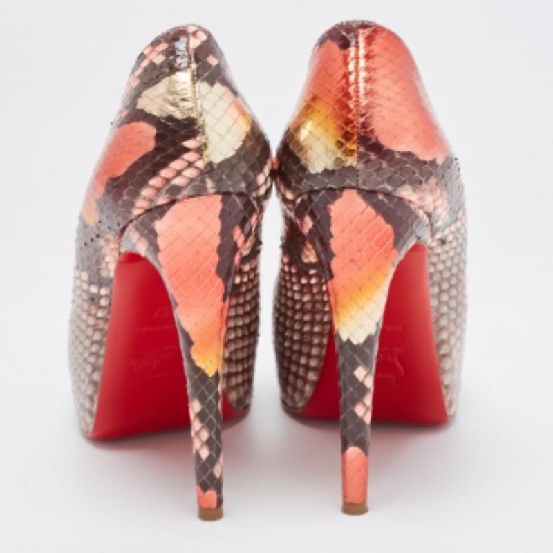 Christian Louboutin Python Leather Very Prive Peep Toe Platform Pumps Size 37 Pour femmes en vente