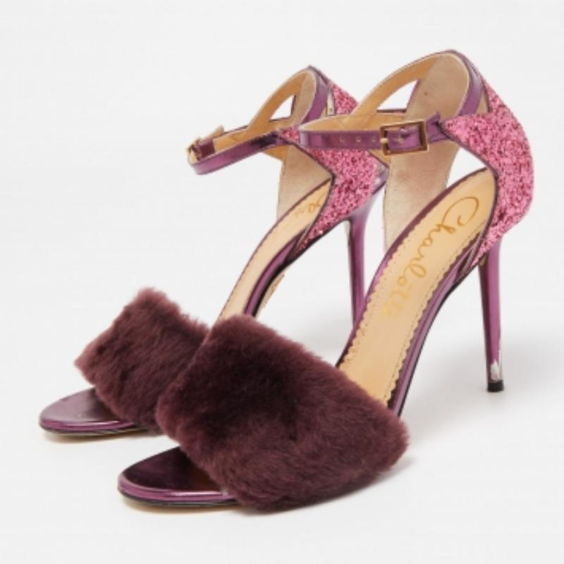 Charlotte Olympia - Sandales à lanières tricolores en fourrure et paillettes Caress Me - Taille 41 en vente 5