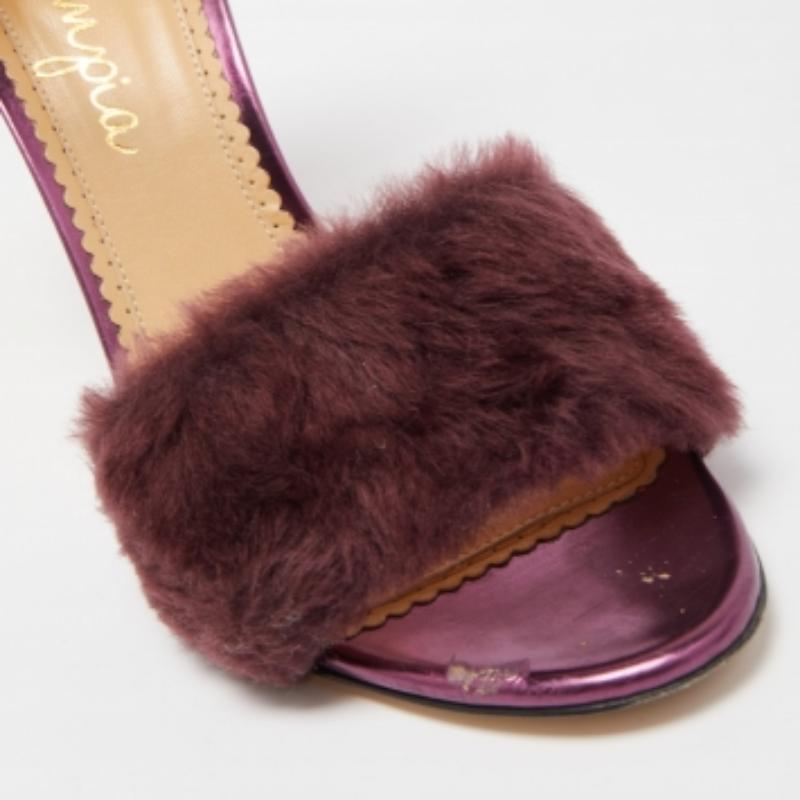 Charlotte Olympia - Sandales à lanières tricolores en fourrure et paillettes Caress Me - Taille 41 Pour femmes en vente