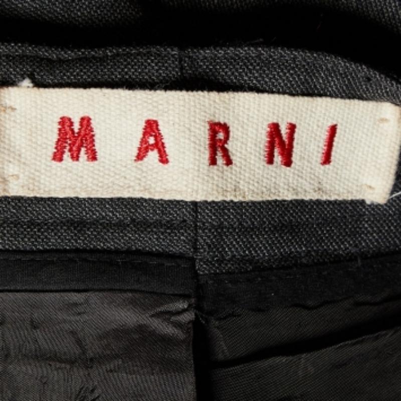 Pantaloni a gamba tesa in lana grigio antracite di Marni S In condizioni buone in vendita a Dubai, Al Qouz 2