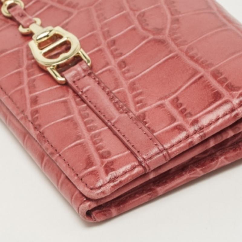 Cartera Continental de Piel de Cocodrilo Rosa Aigner en venta 1