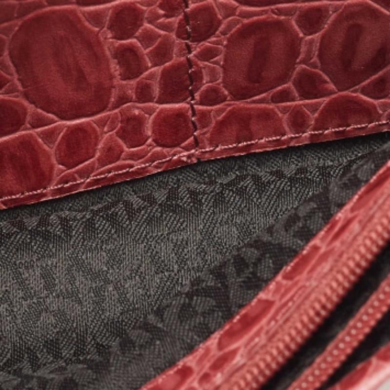 Cartera Continental de Piel de Cocodrilo Rosa Aigner en venta 3