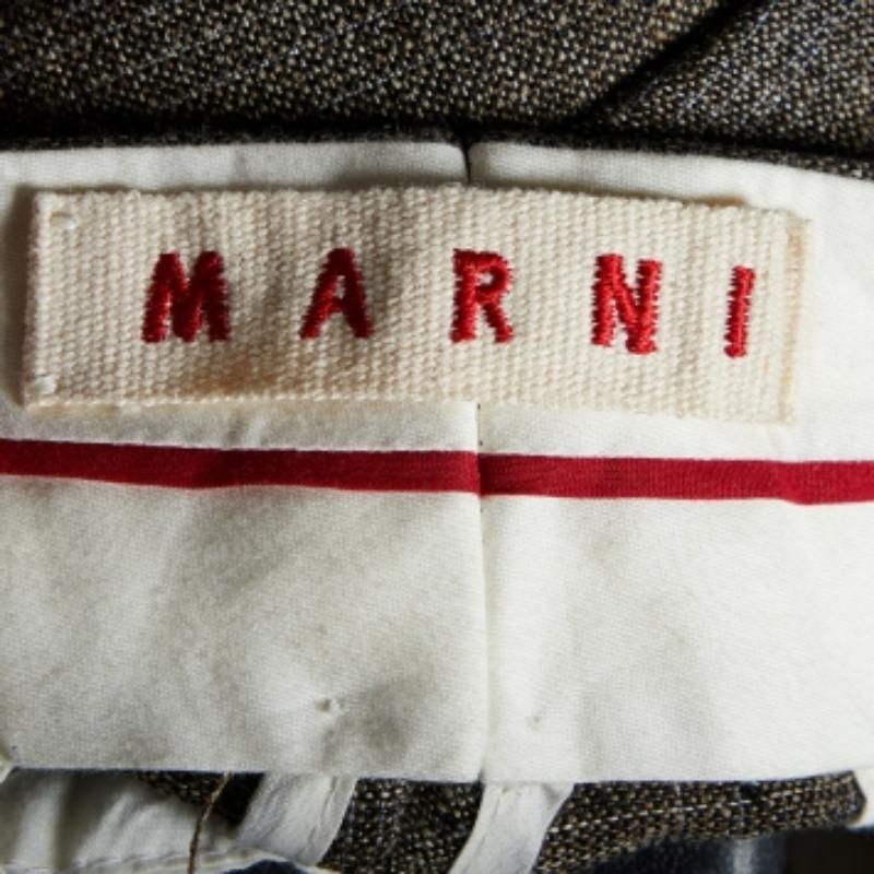 I pantaloni dal taglio impeccabile sono un punto fermo di un guardaroba ben curato. Questi pantaloni firmati sono finemente cuciti per darti il look desiderato e un comfort che dura tutto il giorno.