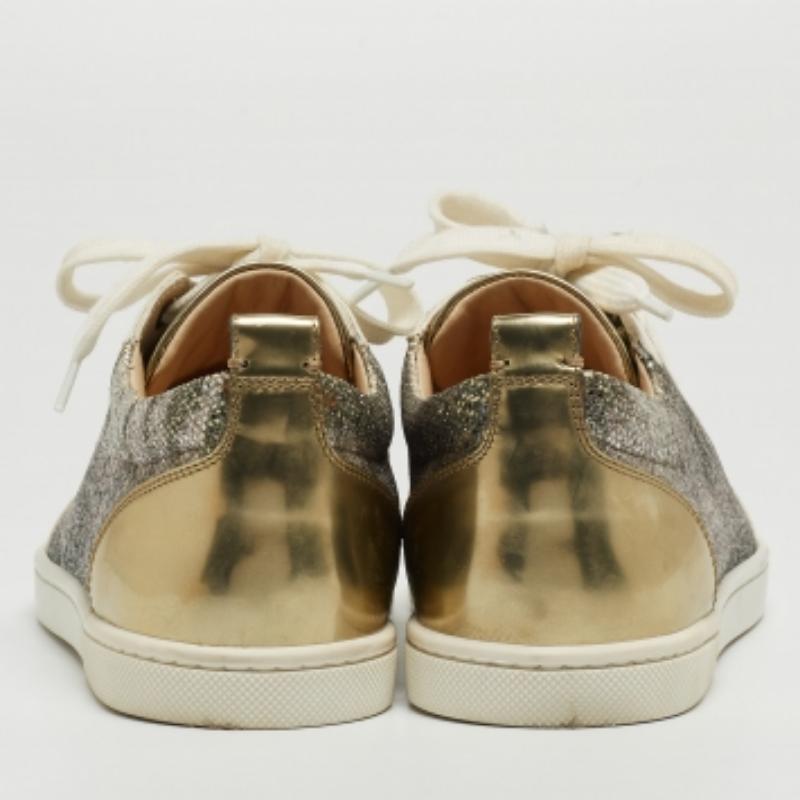 Christian Louboutin Scarpe da Ginnastica Gondoliere in Pelle e Brillantini Misura 36.5 In condizioni buone in vendita a Dubai, Al Qouz 2