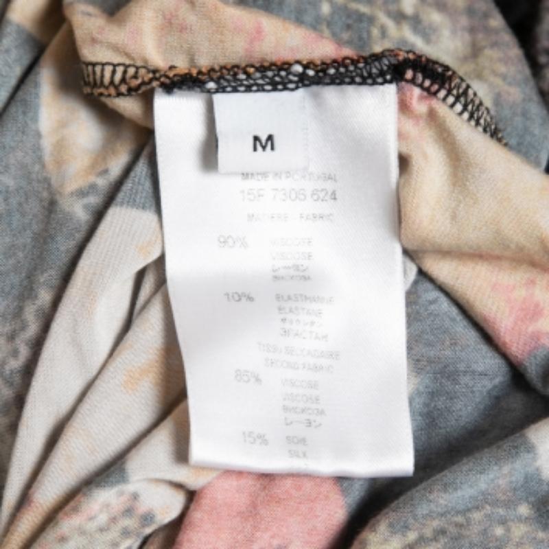 Givenchy Túnica de punto estampada multicolor M en Bueno estado para la venta en Dubai, Al Qouz 2