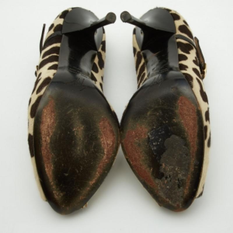 Marron Giuseppe Zanotti Escarpins Peep Toe en cuir et poils de veau imprimé léopard Taille 37.5 en vente