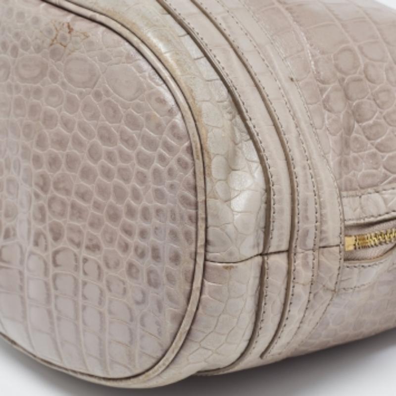 Aigner Graue Lederhandtasche mit Krokoprägung im Angebot 7