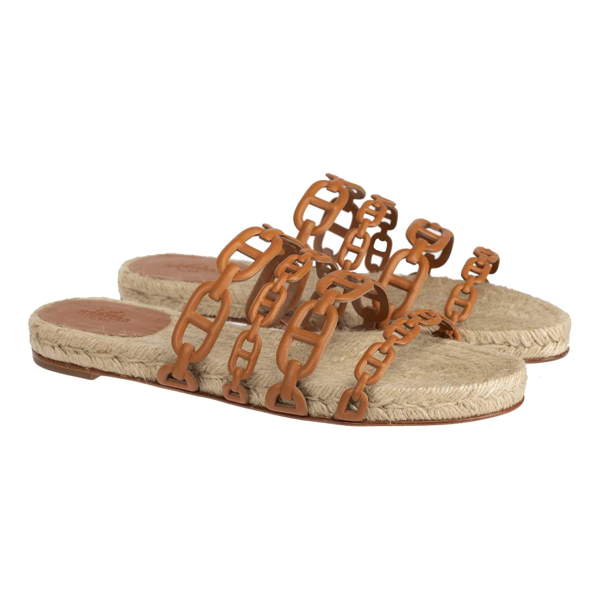 Hermes Ancone Alpargata Napa Oro 38 FR en Nuevo estado para la venta en Sydney, New South Wales