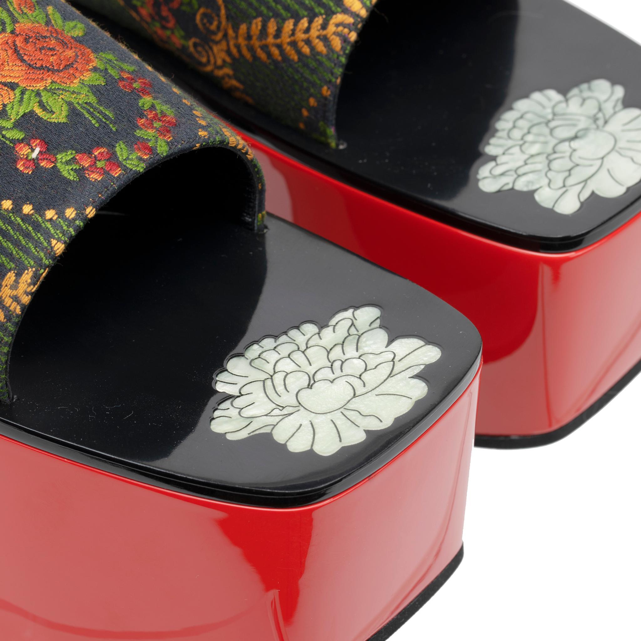 De las mujeres Gucci Plataforma Rosa Slides Rojo 38 IT en venta