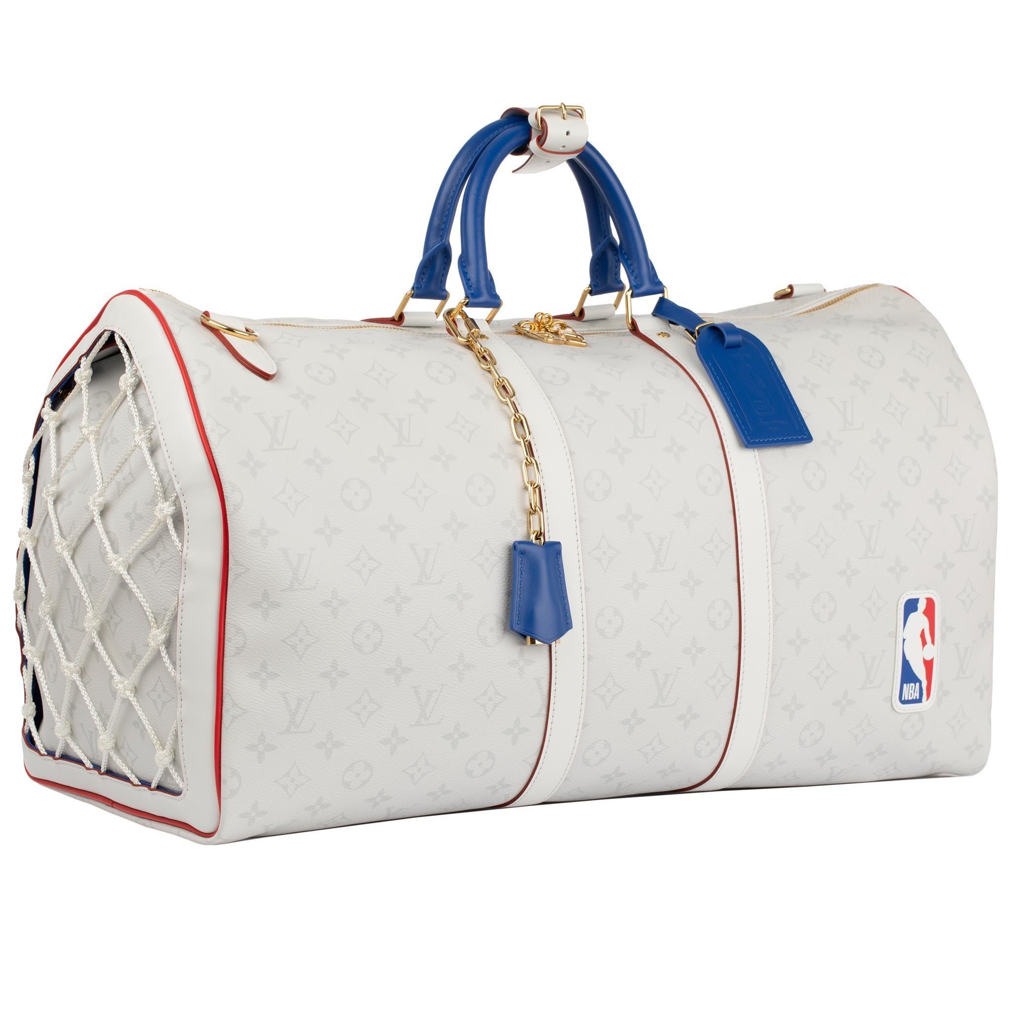 Grigio Louis Vuitton x NBA Virgil Abloh Antarctica Keepall 55 Cm in vendita
