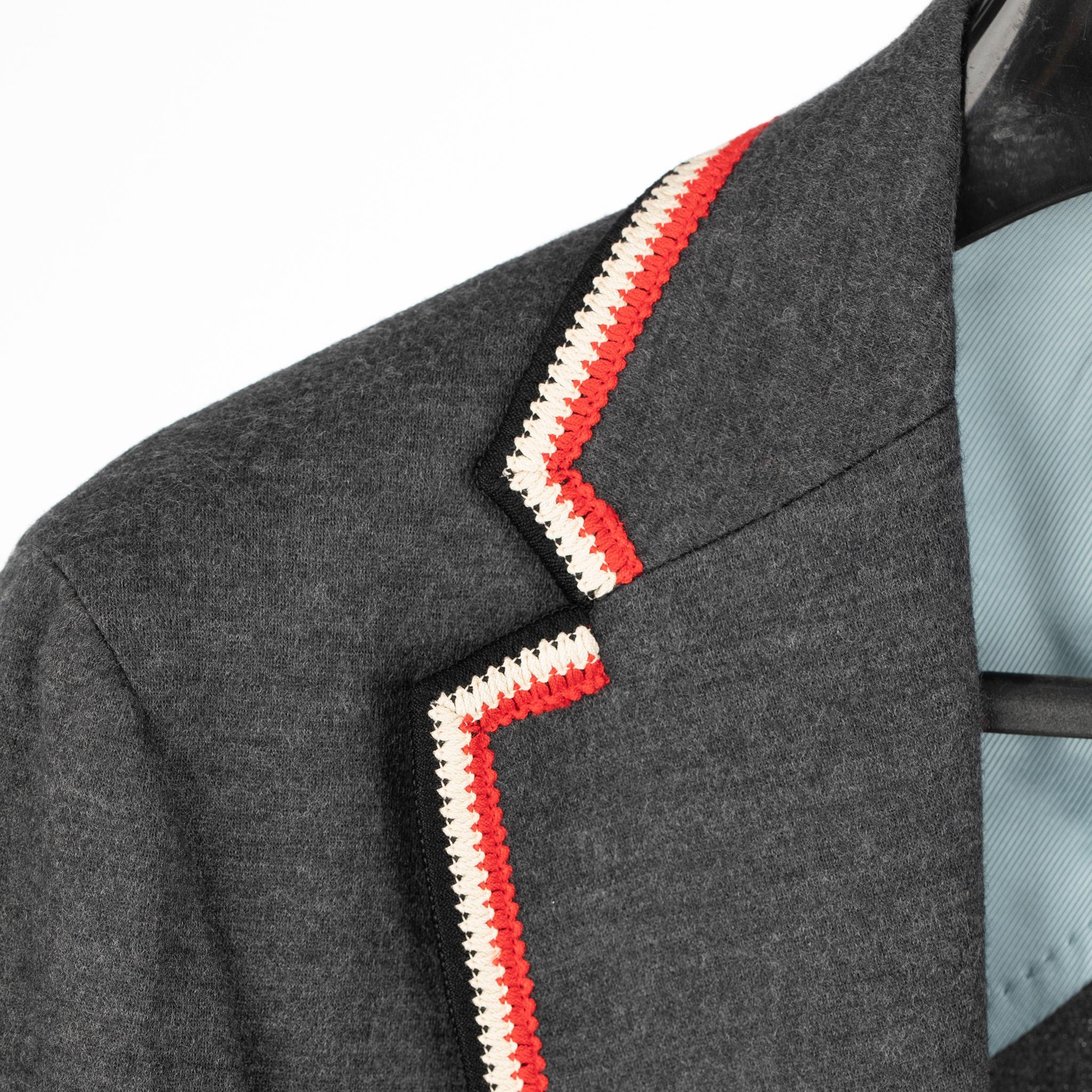 Nero Gucci Uomo Blazer grigio con ricamo floreale 48 IT in vendita