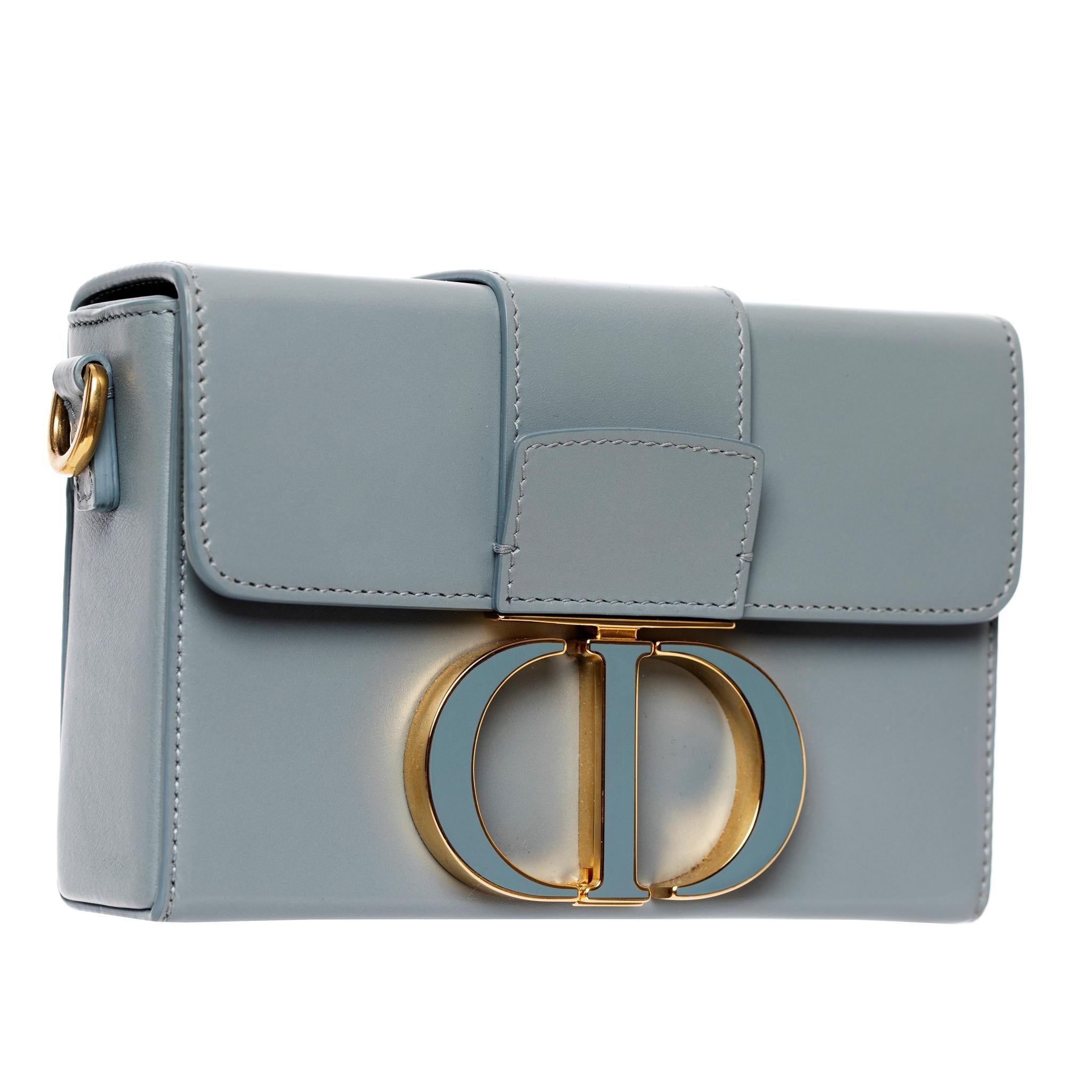 Grigio Christian Dior 30 Borsa Montaigne in pelle blu-grigia con hardware in tonalità oro in vendita
