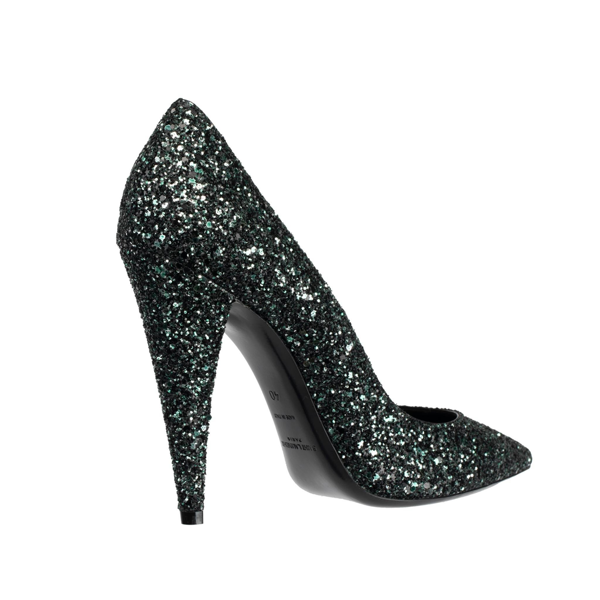 Yves Saint Laurent - Escarpins à paillettes noirs et verts émeraudes, époque Decollete, 40 FR Pour femmes en vente