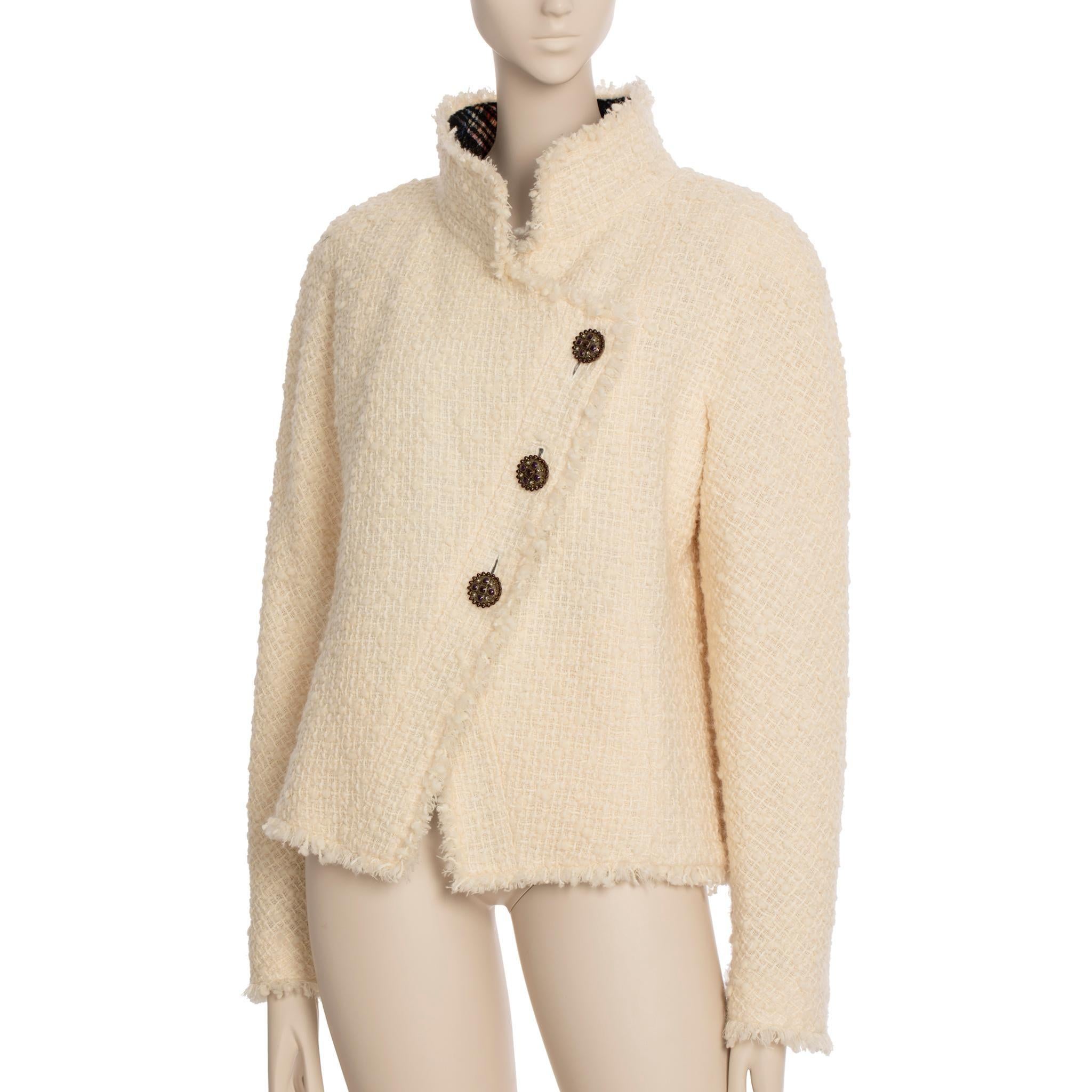 Beige Giacca Chanel in tweed color crema con fodera a quadri 42 FR in vendita