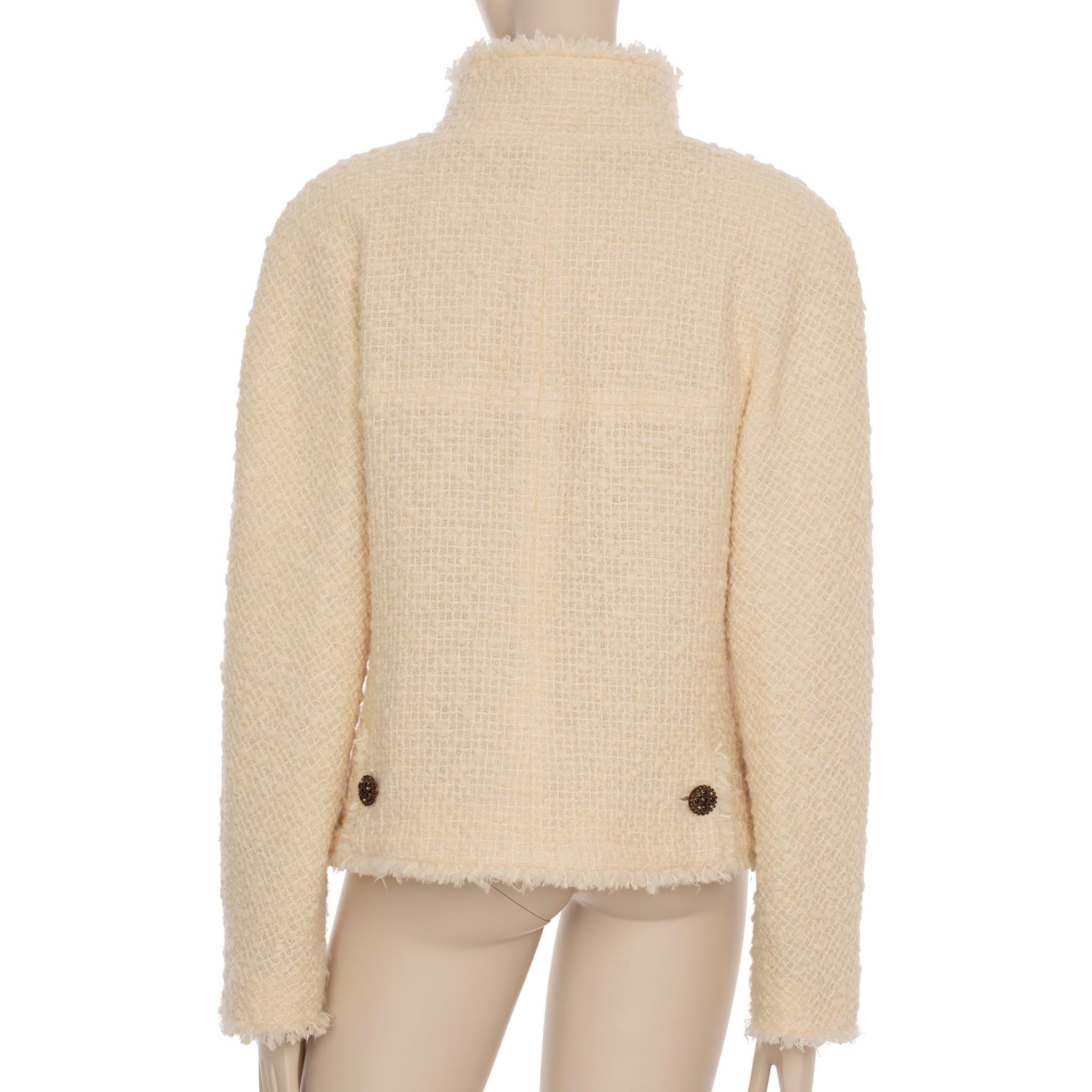 Giacca Chanel in tweed color crema con fodera a quadri 42 FR in vendita 3