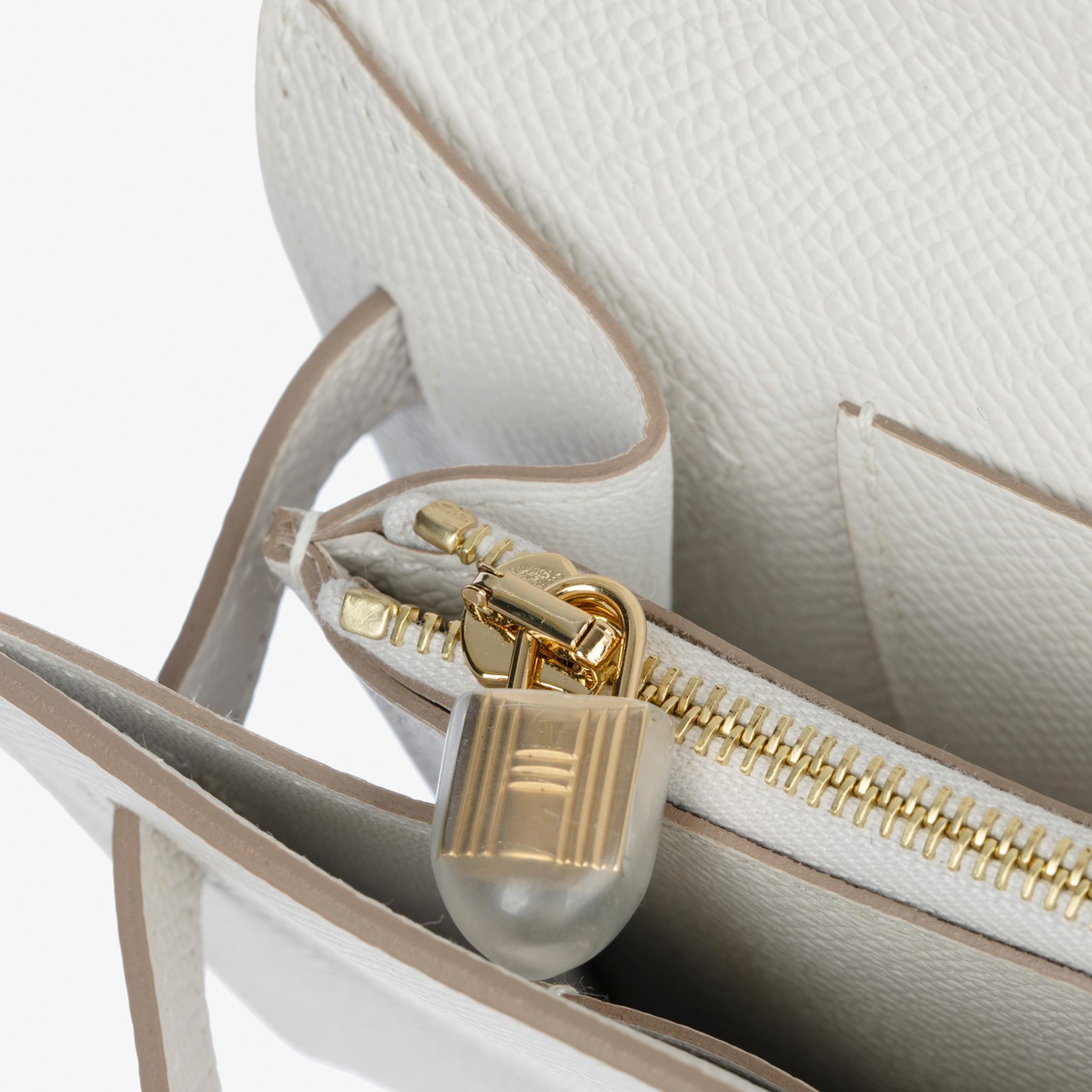 Hermes Kelly-To-Go Gris Blass Epsom Leder Gold Hardware im Zustand „Hervorragend“ im Angebot in Sydney, New South Wales