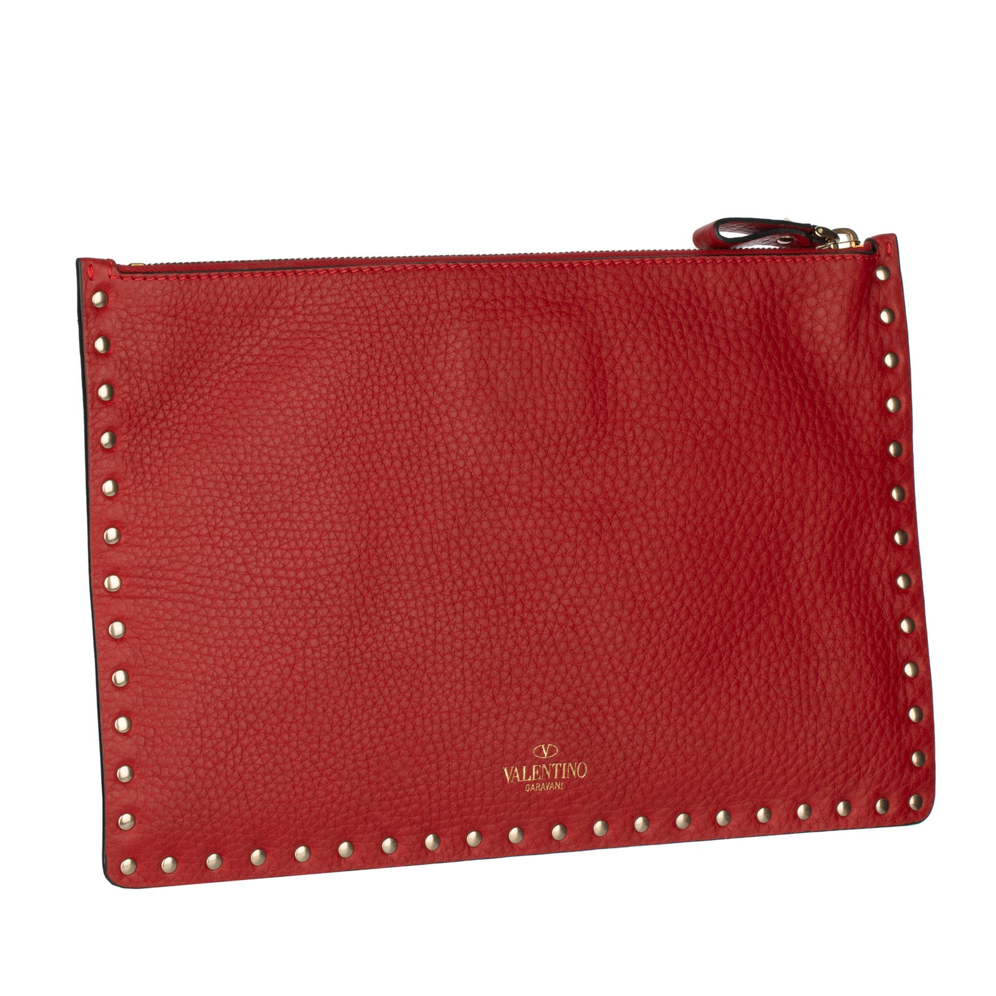 Valentino Rote Rockstud-Ledertasche im Zustand „Hervorragend“ im Angebot in Sydney, New South Wales