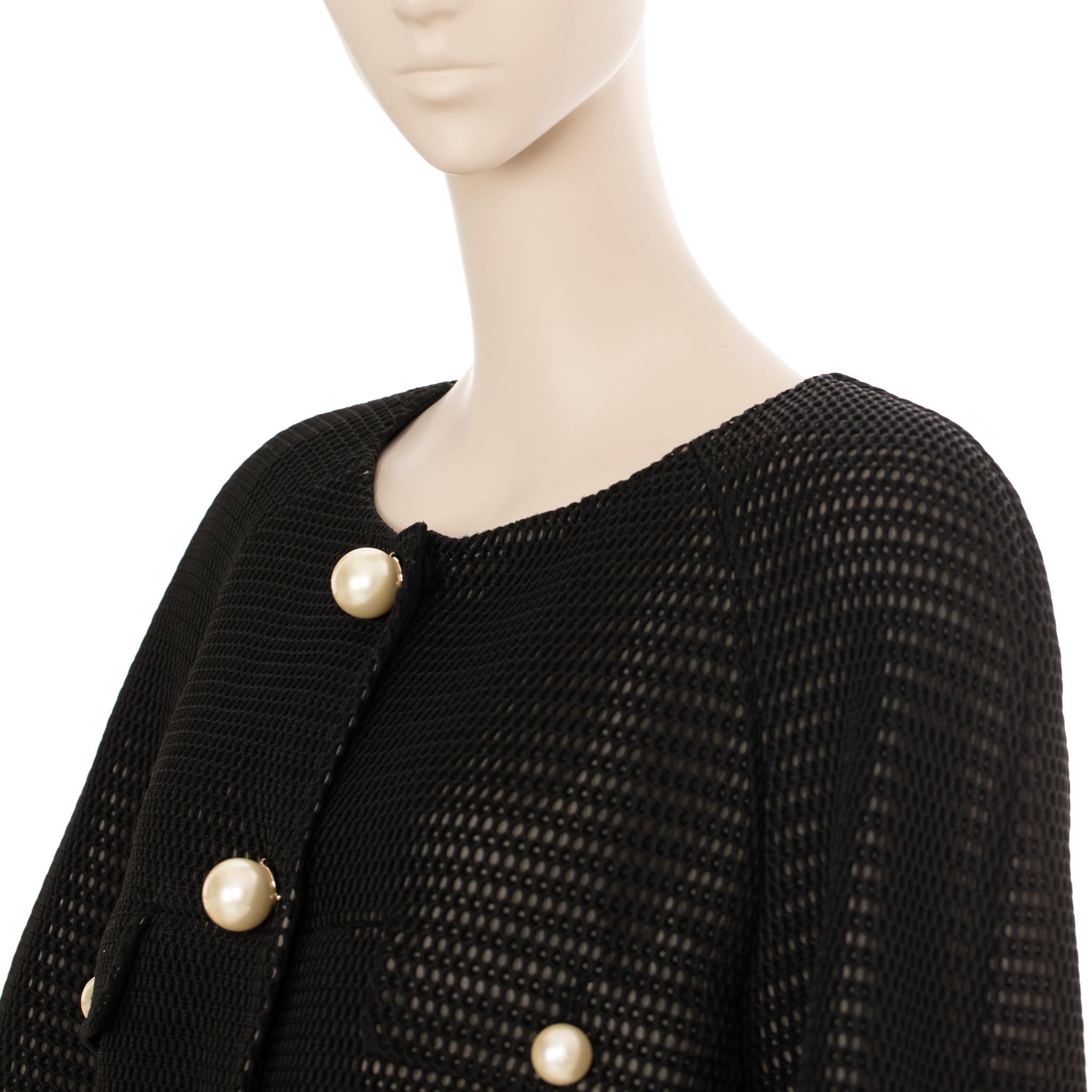 Giacca Chanel Crop Mesh nera con dettagli di perle finte 42 FR in vendita 6