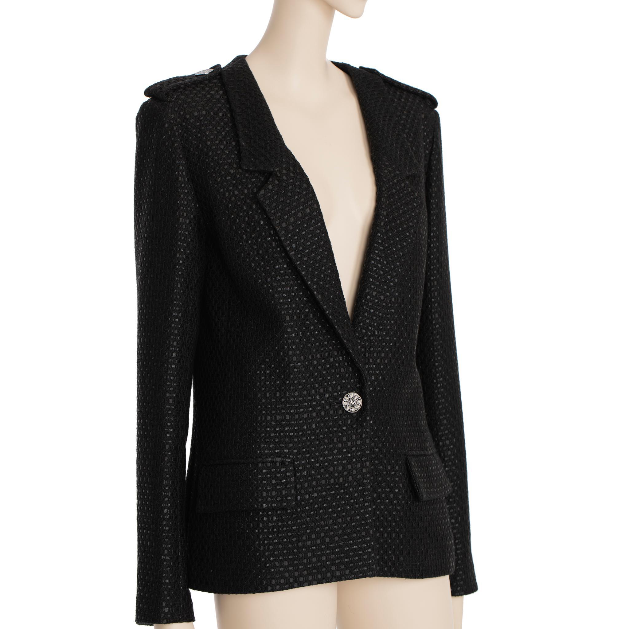 Blazer Chanel in tweed nero con un solo bottone 42 FR in vendita 3