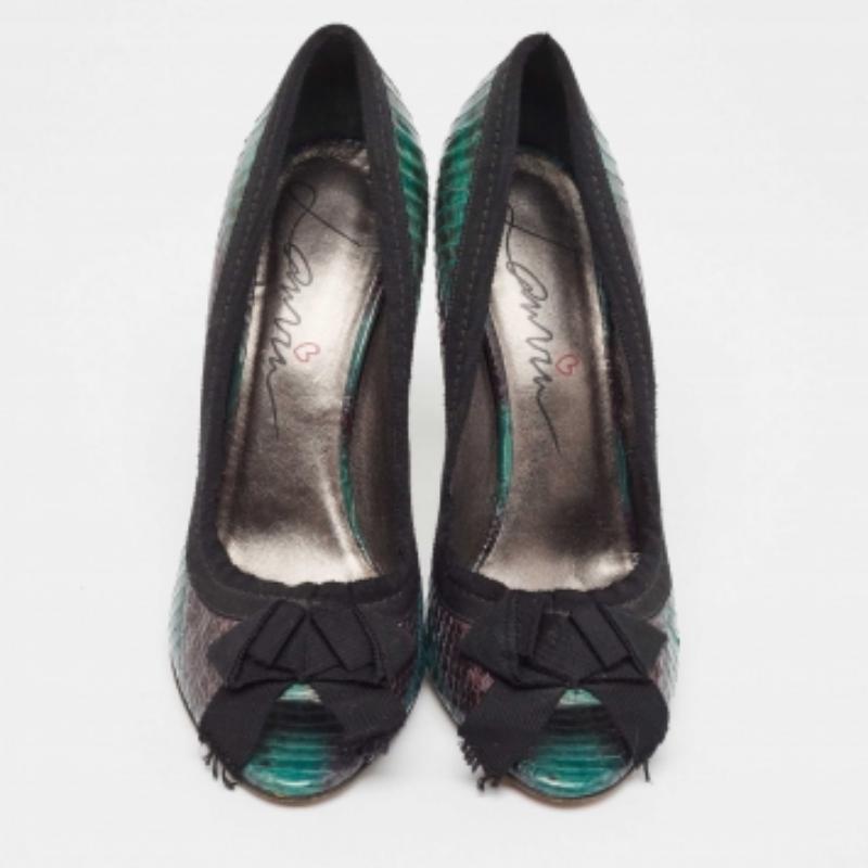 Lanvin Green/Black Python Bow Peep Toe Pumps Size 39.5 Bon état - En vente à Dubai, Al Qouz 2