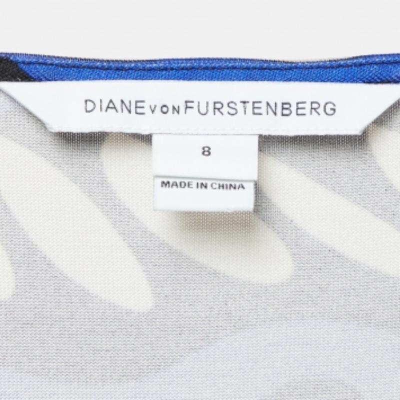 Diane von Furstenberg Bleu Robe Kaden en jersey imprimé M en vente 2