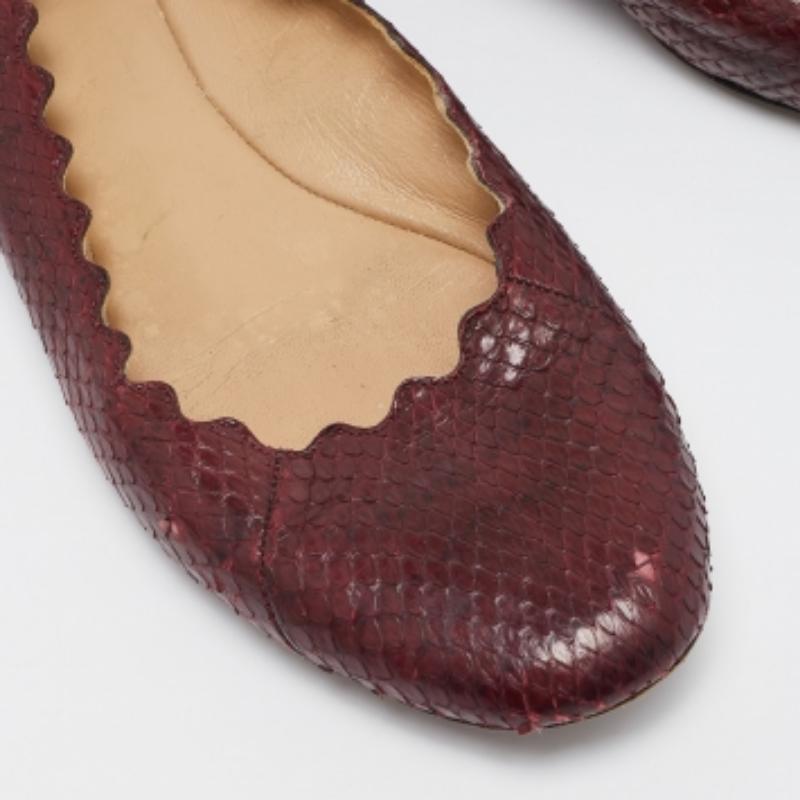 Chloe Burgundy Python Leather Lauren Scallop Ballet Flats Size 38 en vente 2