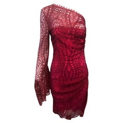 Emilio Pucci Rasberry Ein-Schulter-Spitzenkleid, 2000er Jahre