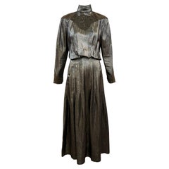 Abito Chloe in lurex argento/oro/blu con applicazione di collana, anni '80