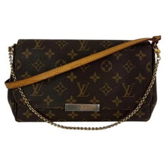 Louis Vuitton Favorite MM Monogram Crossbody Bag